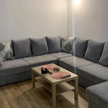 Situated At The 0 Mile Marker With Free Private Parking Bucharest